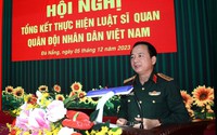 Đề nghị nâng tuổi nghỉ hưu, điều chỉnh trần quân hàm cao nhất đối với một số chức danh