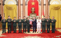 Chủ tịch nước trao quyết định thăng quân hàm Thượng tướng Quân đội nhân dân Việt Nam cho đồng chí Trịnh Văn Quyết