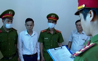 Khởi tố Chủ tịch UBND; công chức địa chính, nông nghiệp, xây dựng và môi trường xã
