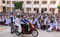 Chấp hành pháp luật về ATGT đường bộ là một trong những tiêu chí xếp loại hạnh kiểm với học sinh