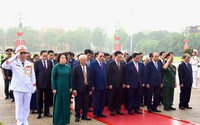 Lãnh đạo Đảng, Nhà nước vào Lăng viếng Chủ tịch Hồ Chí Minh nhân kỷ niệm 49 năm Ngày Giải phóng miền Nam, thống nhất đất nước