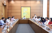 Đại biểu Quốc hội góp ý quy định về tiền lương, xử lý kỷ luật viên chức