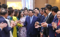 TỔNG THUẬT: THỦ TƯỚNG GẶP MẶT ĐẠI DIỆN DOANH NGHIỆP NHÂN NGÀY DOANH NHÂN VIỆT NAM