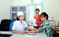 Bộ Y tế đề xuất tăng phụ cấp trực với nhân viên y tế