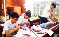 Giúp học sinh định hướng nghề nghiệp từ sớm, phù hợp với năng lực và sở thích cá nhân