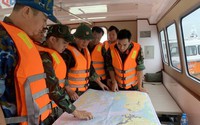 Vụ ĐẮM TÀU DU LỊCH TRÊN VỊNH HẠ LONG: Tập trung cao độ, tranh thủ từng giờ, từng phút tìm kiếm những người còn mất tích
