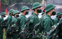 Đang học đại học liên thông chính quy sau khi đã tốt nghiệp trung cấp có được hoãn tạm gọi nhập ngũ?