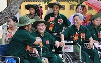 Trình Chủ tịch nước tặng quà cho người có công nhân dịp kỷ niệm 79 năm ngày Thương binh - Liệt sĩ