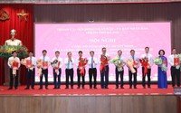 Công bố quyết định sắp xếp, sáp nhập, tổ chức lại cơ quan chuyên môn, bổ nhiệm nhân sự mới