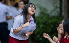 Phân tích PHỔ ĐIỂM 2025: Chuyên gia dự đoán điểm chuẩn trúng tuyển đại học