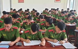 Sửa quy định về đối tượng, điều kiện dự tuyển đào tạo trình độ Thạc sĩ, Tiến sĩ trong Công an