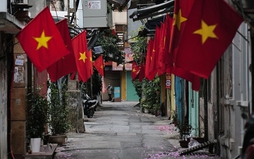 Nhanh chóng sắp xếp bộ máy cơ sở; khẩn trương tuyển dụng người hoạt động không chuyên trách