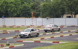 QUY ĐỊNH MỚI: Bỏ phần sát hạch lái xe mô phỏng; nội dung sát hạch lái xe từ 01/7/2026