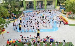 Khẩn trương sắp xếp trường học, giáo viên, chuẩn bị cho năm học mới