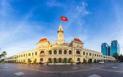Ủy quyền tiếp nhận viên chức giáo dục vào làm công chức thuộc Sở, công chức cấp xã