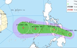 Chuyên gia dự báo diễn biến, tác động của Bão số 15 (mạnh lên từ áp thấp nhiệt đới) đối với miền Trung
