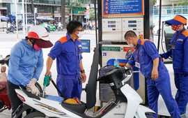 TPHCM đồng loạt kiểm tra hơn 50 doanh nghiệp xăng dầu
