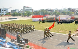 Đại tướng Phan Văn Giang động viên lực lượng diễu binh, diễu hành kỷ niệm 70 năm Chiến thắng Điện Biên Phủ