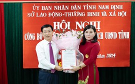 Tiếp nhận, bổ nhiệm nữ Bí thư Huyện ủy giữ chức Giám đốc Sở