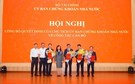 Trao quyết định bổ nhiệm 3 Vụ trưởng