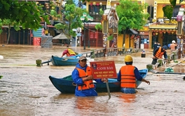 Thủ tướng chỉ đạo khắc phục hậu quả thiên tai với tinh thần khẩn trương nhất, quyết liệt nhất, hiệu quả nhất