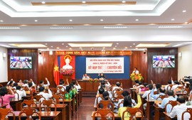 Thông qua nghị quyết sắp xếp, sáp nhập cấp tỉnh, cấp xã
