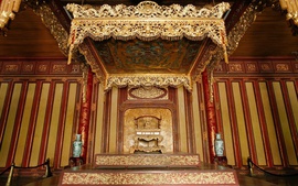 Vụ bảo vật quốc gia "Ngai vua triều Nguyễn" bị phá hoại: Khẩn trương đề xuất giải pháp phục hồi; xử lý trách nhiệm cá nhân, tổ chức