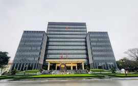 Không xem xét cho người có năng lực nổi trội nghỉ hưu trước tuổi; nếu vẫn xin thôi việc thì không được hưởng chế độ theo Nghị định 178/2024, 67/2025