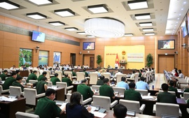 Sắp xếp tổ chức bộ máy quân đội: Thống nhất trình Quốc hội xem xét, thông qua dự án sửa 11 luật tại Kỳ họp thứ 9