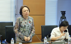 Cán bộ, công chức làm nhiều, hiệu quả cao phải được hưởng nhiều; xóa bỏ biên chế suốt đời phải đổi mới cách đánh giá