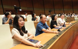 QUỐC HỘI THÔNG QUA NGHỊ QUYẾT SẮP XẾP ĐƠN VỊ HÀNH CHÍNH CẤP TỈNH