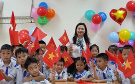 Giao Sở GDĐT tuyển dụng, điều động giáo viên; nghiên cứu ủy quyền quản lý nhân sự giáo dục cho cấp xã