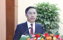 Đồng chí Phạm Đức Ấn được bầu giữ chức Chủ tịch UBND thành phố Đà Nẵng