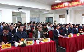 Khẩn trương sắp xếp cơ sở y tế, chuyển giao nguyên trạng các trạm, điểm trạm y tế cho UBND xã, phường