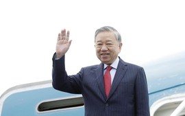 TỔNG BÍ THƯ TÔ LÂM LÊN ĐƯỜNG THAM DỰ CUỘC HỌP KHAI MẠC HỘI ĐỒNG HÒA BÌNH VỀ GAZA