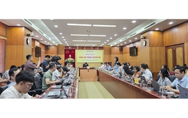 Sắp xếp tinh gọn, giảm số lượng thôn, tổ dân phố; hoàn thiện chế độ, chính sách đối với người hoạt động không chuyên trách