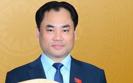 TIỂU SỬ ĐỒNG CHÍ TRỊNH VIỆT HÙNG, BỘ TRƯỞNG BỘ NÔNG NGHIỆP VÀ MÔI TRƯỜNG