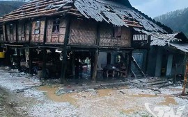 CẢNH BÁO THIÊN TAI: Những khu vực NGUY CƠ DÔNG LỐC, MƯA ĐÁ xảy ra RẤT CAO chiều 3/5