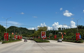 SẮP XẾP THÔN, TỔ DÂN PHỐ: Cao Bằng giữ nguyên 408 đơn vị có yếu tố đặc thù; giảm 30,13% số người hoạt động không chuyên trách