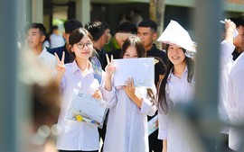 Chuyên gia dự đoán ĐIỂM CHUẨN TUYỂN SINH 2026