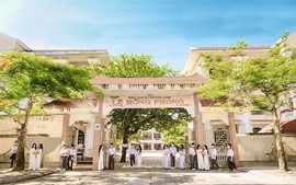 SẮP XẾP giảm khoảng 50% đầu mối, hình thành cơ sở giáo dục quy mô lớn