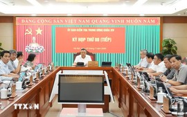 Ủy ban Kiểm tra Trung ương thi hành kỷ luật 3 đảng viên; đề nghị xem xét kỷ luật 4 đảng viên