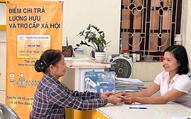 Chấn chỉnh công tác chi trả lương hưu, trợ cấp bảo hiểm xã hội qua bưu điện