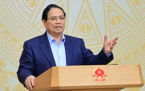 Xây dựng cơ chế về thuê, tuyển dụng, bổ nhiệm giám đốc doanh nghiệp; thể chế hóa một số giải pháp mới về đơn vị sự nghiệp