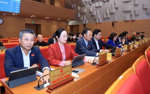 Ban hành chính sách cho cán bộ ngoài chỉ tiêu biên chế nghỉ việc