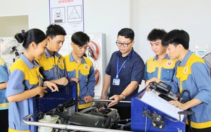 Đề xuất chế độ phụ cấp đặc thù; chế độ phụ cấp nặng nhọc, độc hại, nguy hiểm đối với nhà giáo