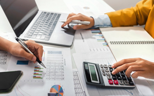 Hướng dẫn kế toán cho hộ kinh doanh, cá nhân kinh doanh chịu thuế GTGT, phải nộp thuế TNCN