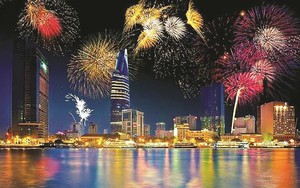 Tổ chức bắn pháo hoa tại các địa phương; chi trả đầy đủ tiền lương, tiền thưởng cho người lao động; trả gộp 2 tháng lương hưu...