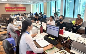 Tiếp tục tinh gọn bộ máy; đổi mới quản trị chính quyền