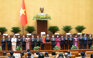 Quốc hội bầu 6 Phó Chủ tịch, Chủ tịch Hội đồng Dân tộc, Chủ nhiệm các Ủy ban của Quốc hội